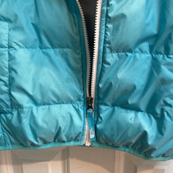 Girls North Face Down Puffer Jacket - Picture 6 of 7